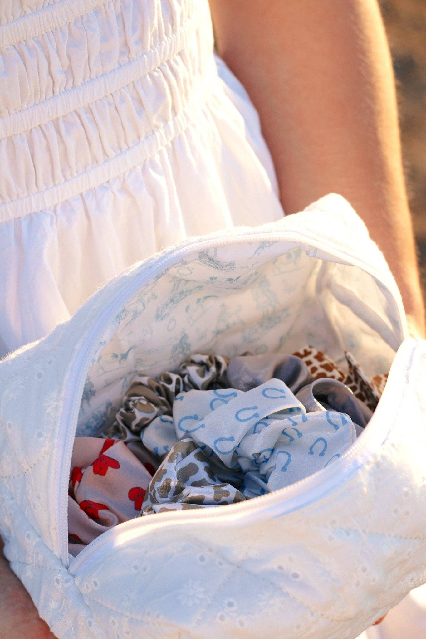 LUCKY YOU - Printed Silk Scrunchie