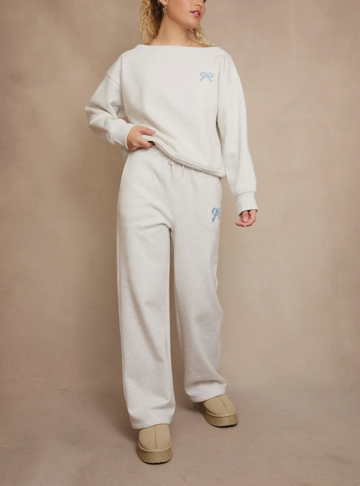 Something Blue Bow Sweat Set