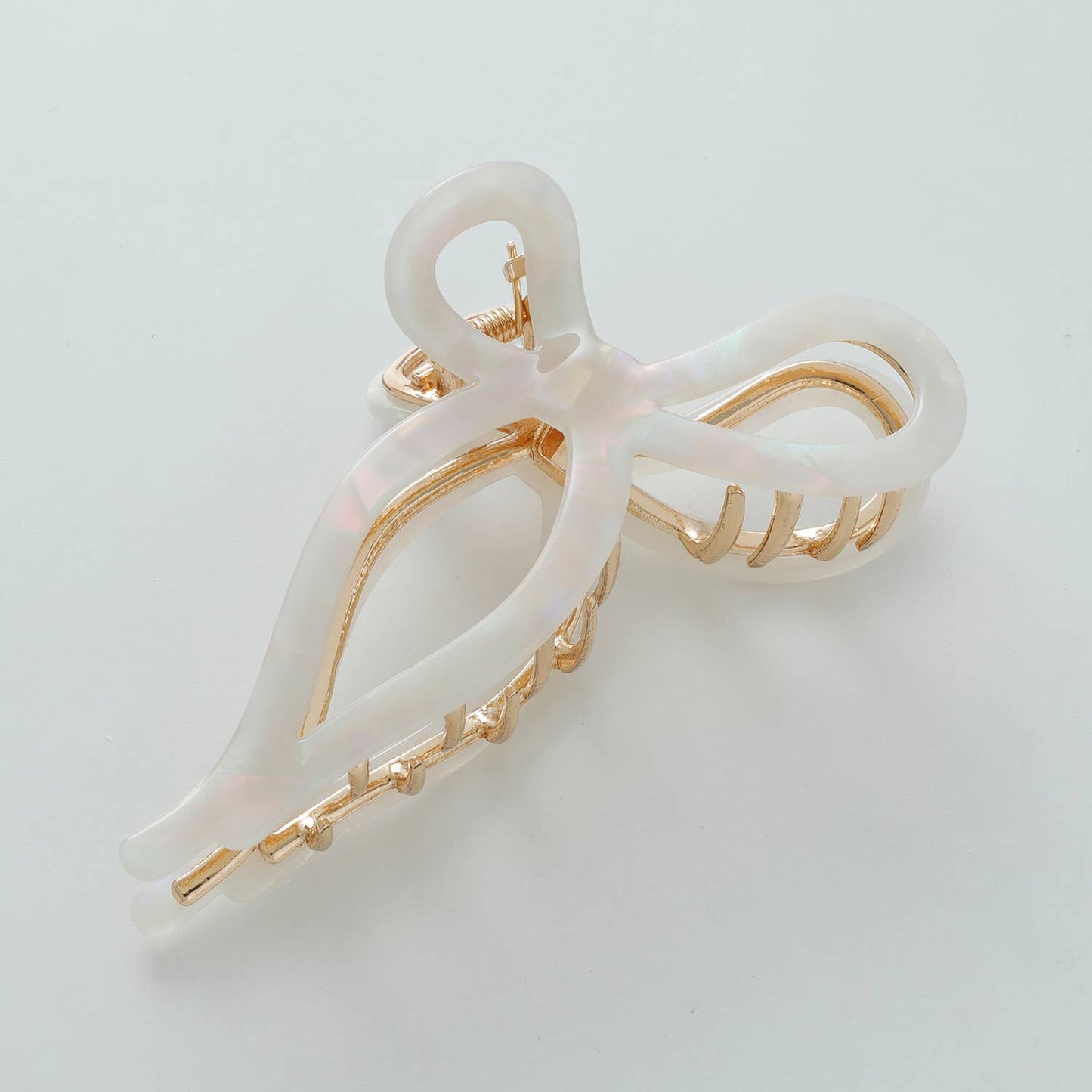 Sabrina Rosé | Large Ribbon Metal Bow Claw Clip
