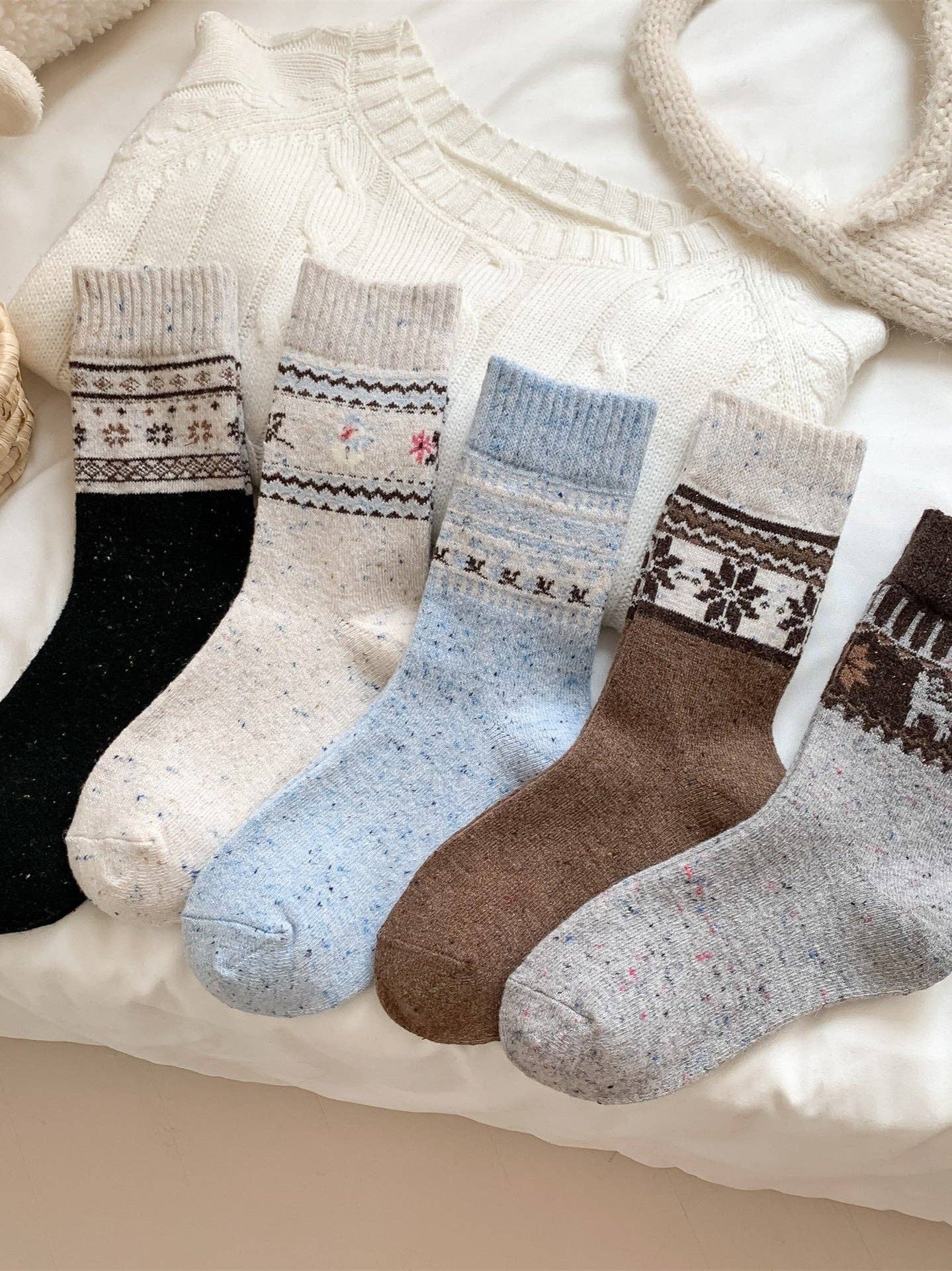 Retro Mid-Calf Socks with Snowflakes