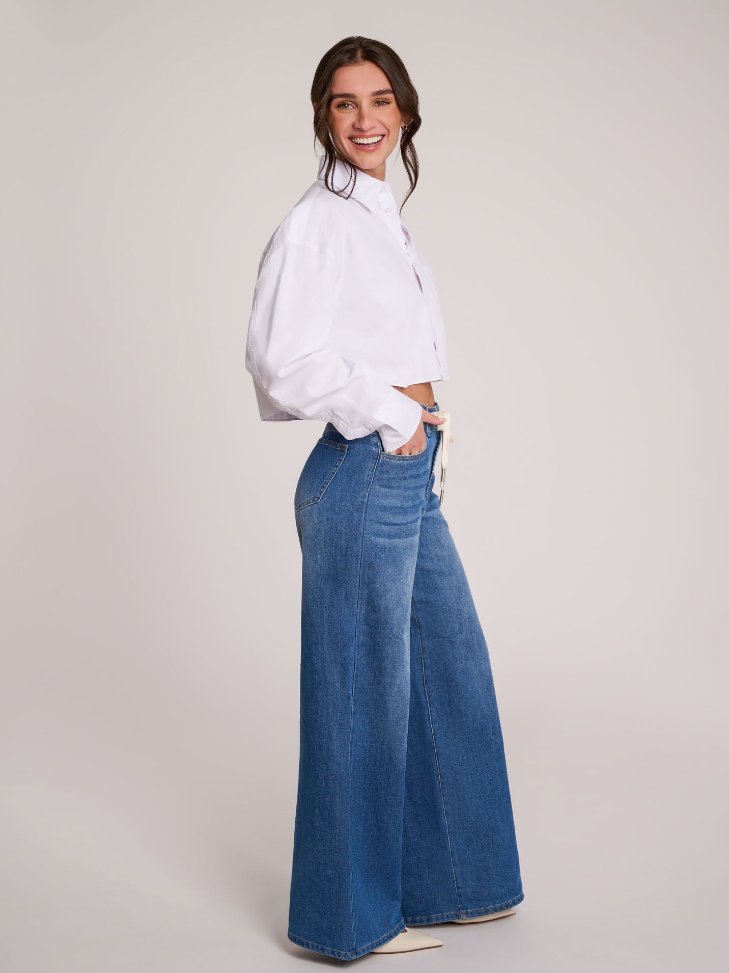 LILY WIDE - HIGH RISE JEAN / CROCUS