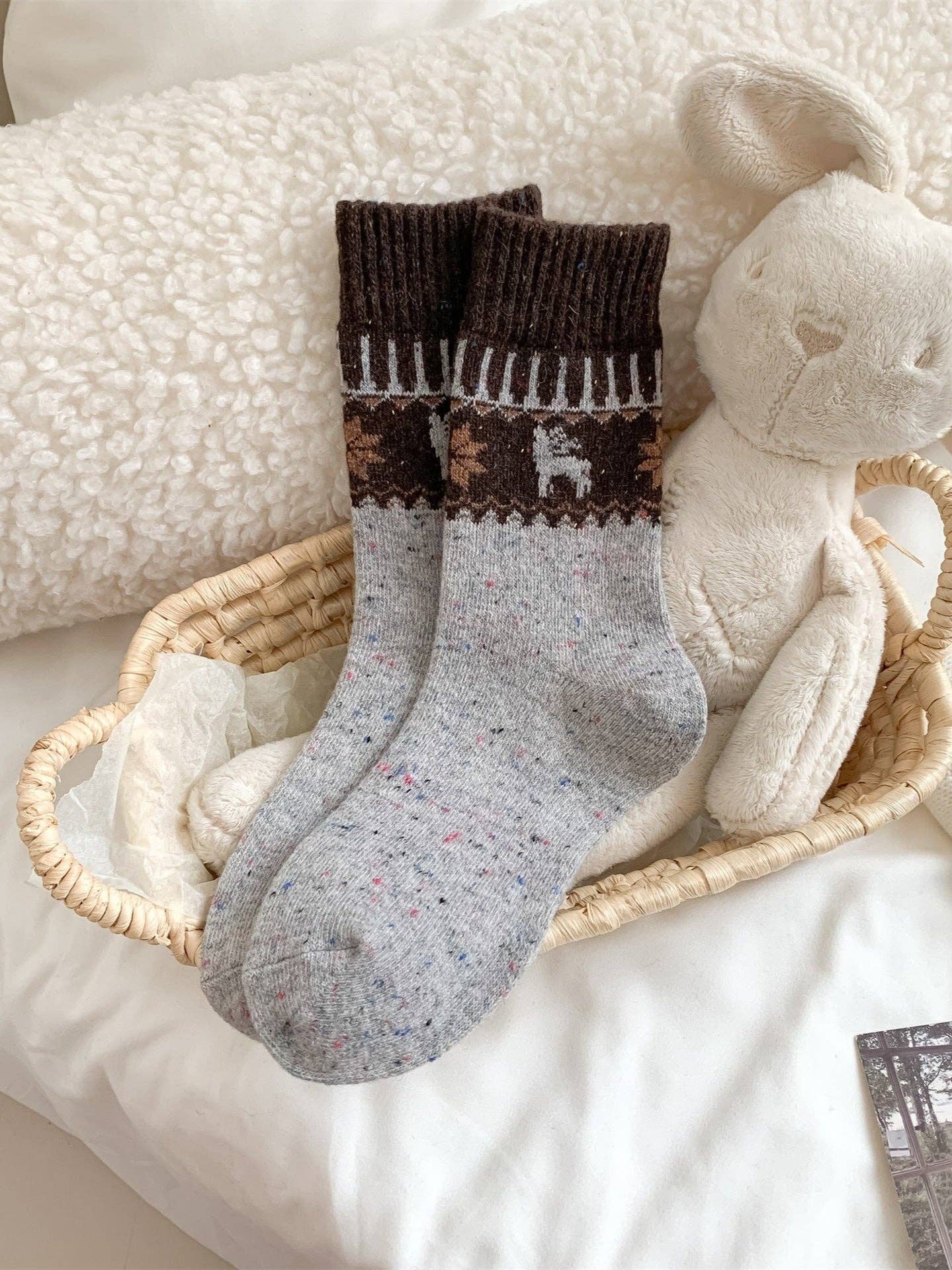 Retro Mid-Calf Socks with Snowflakes