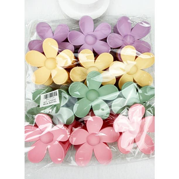 Pastel Daisy Clips