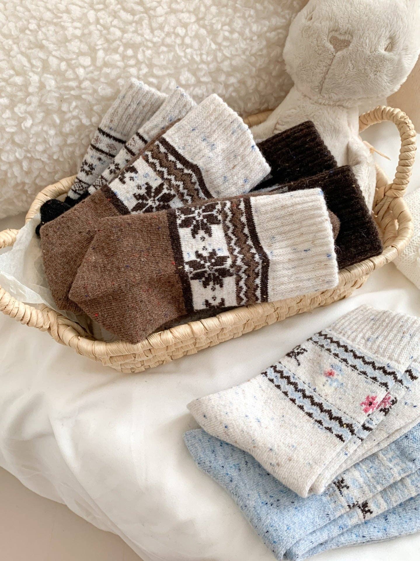 Retro Mid-Calf Socks with Snowflakes