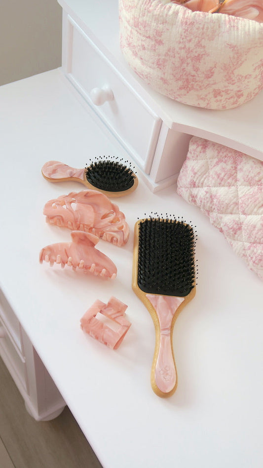 BAMBOO PADDLE BRUSH WITH BOAR BRISTLES - PINK CHIFFON
