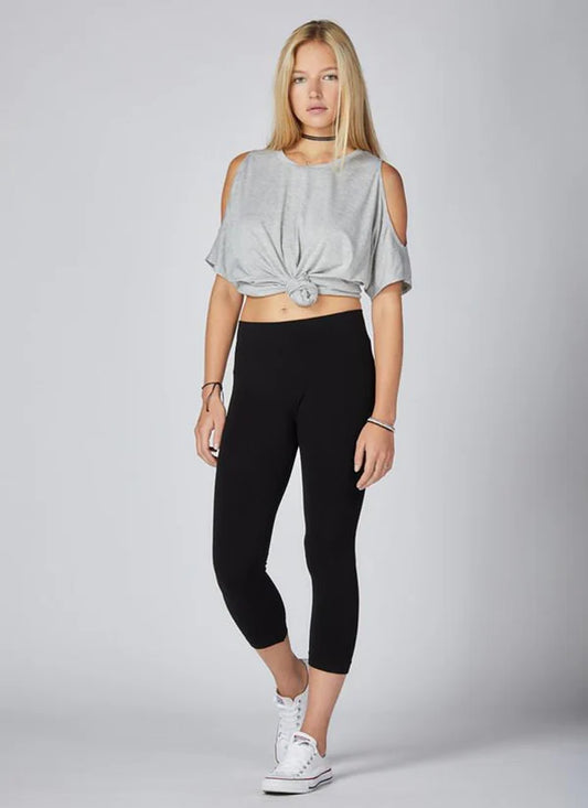 Essential 3/4 Length Legging
