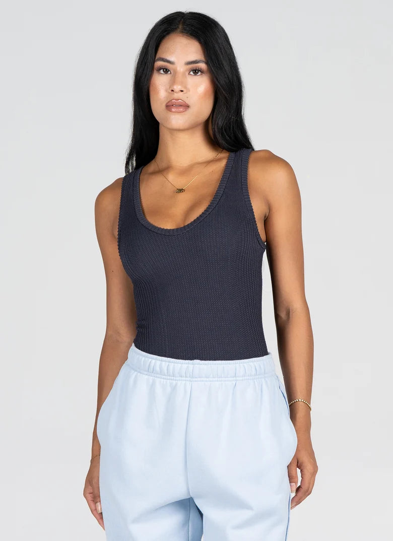 C'est Moi Seamless Textured Tank
