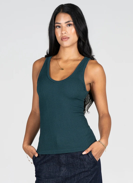 C'est Moi Seamless Textured Tank