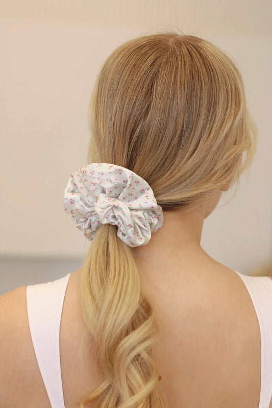 DAINTY GREEN FLORAL - Printed Silk Scrunchie