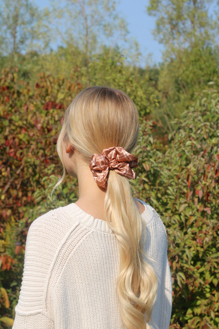 Serena Silk Scrunchie