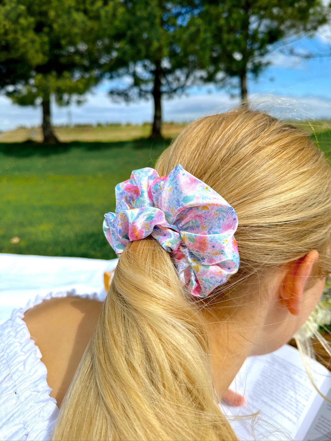 WATERCOLOR FLORAL - Printed Silk Scrunchie